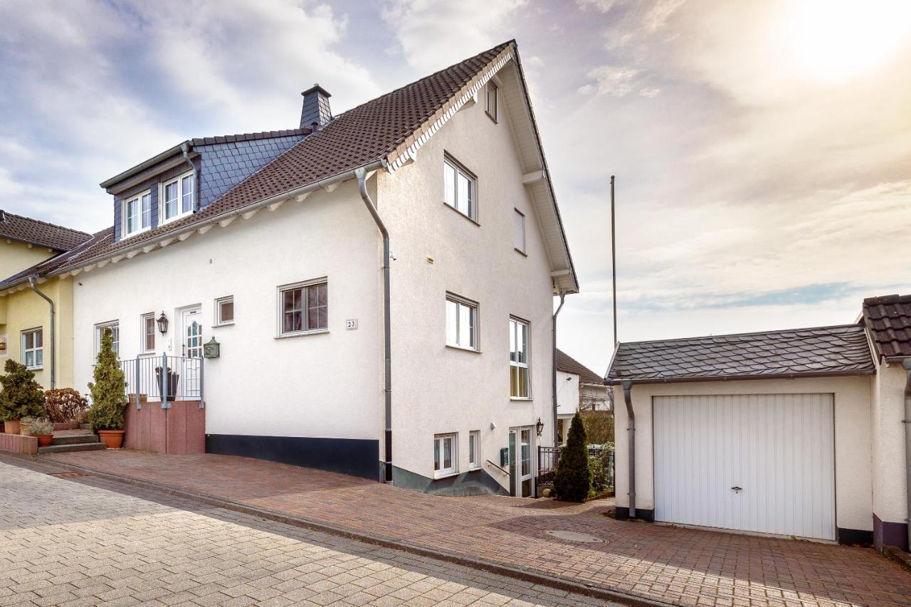 Ferienwohnung Julia - Klimatisiert Wolken Exterior foto